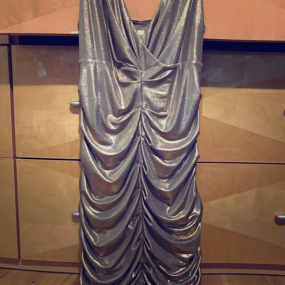 Gold Bailey44 gold formal body dress